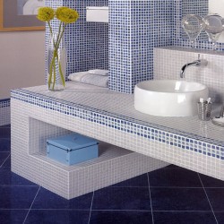 Плочки за баня в красива цветова гама на бялото или синьото / APARICI